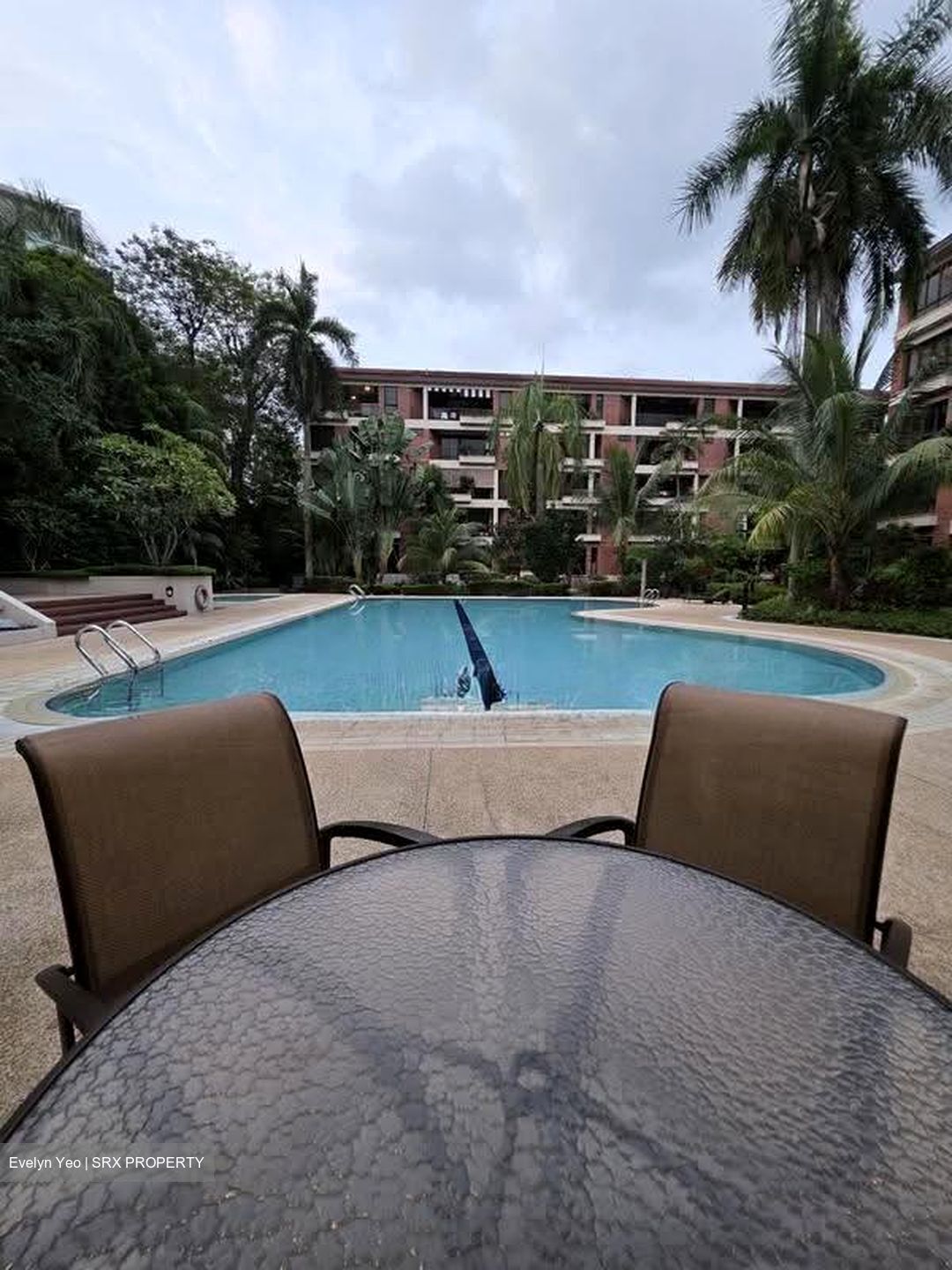Sutton Place (D10), Condominium #609830801